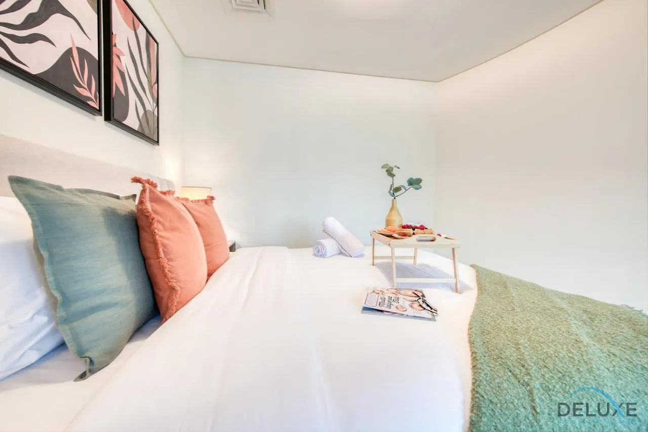 Unbeatable Rate Stylish 1Br With Balcony Near Metro By Deluxe Holiday Homes Dubai Apartment