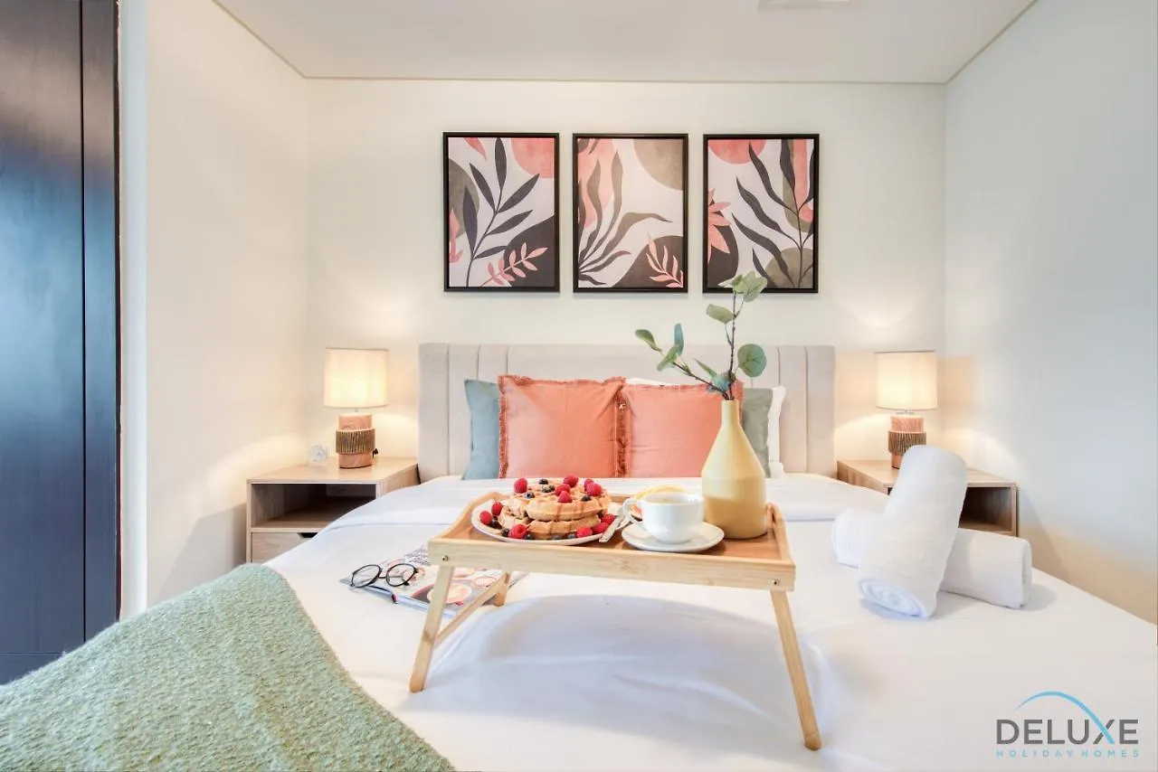 Unbeatable Rate Stylish 1Br With Balcony Near Metro By Deluxe Holiday Homes Dubai